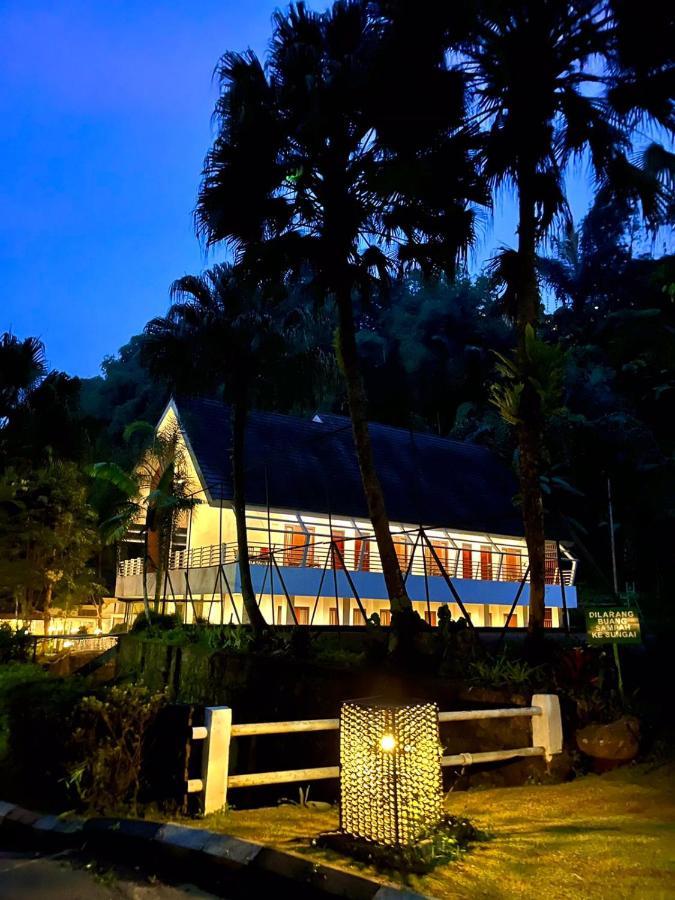 Lembah Permai Resort Sindanglaya Exterior photo
